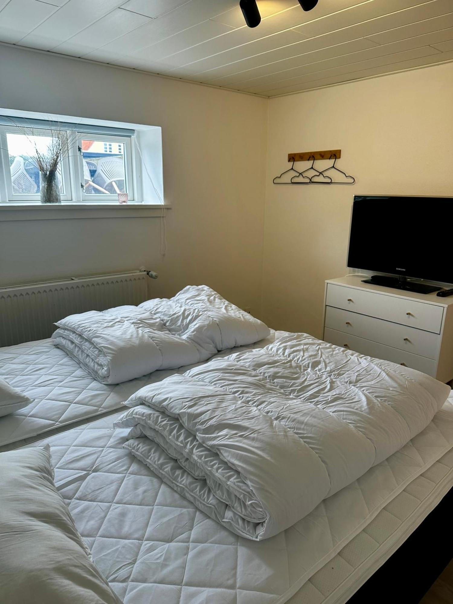 Skon Lejlighed Med Egen Terrasse Og Have Taet Pa Centrum I Skagen Exterior photo
